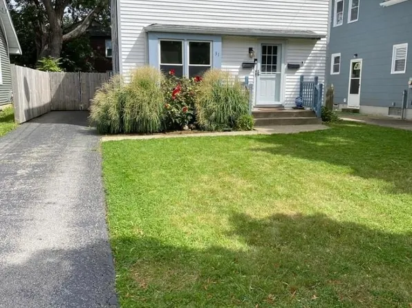 31 Savona St, Buffalo, NY 14210