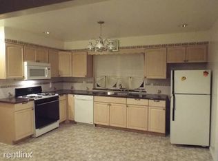 402 Beach 22nd St, Far Rockaway, NY 11691