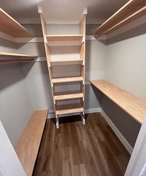 Modern Built-out, walk-in closet for maximum storage
