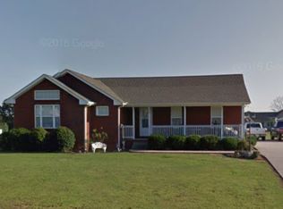 302 Sarah Ln, Portland, TN