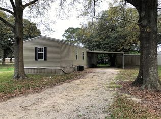 608 8th St, Gueydan, LA 70542