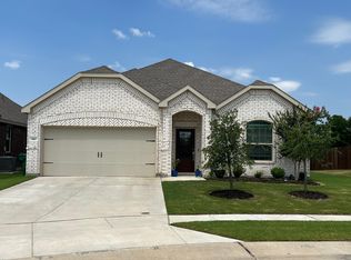 1101 N Churchill Dr, Fate, TX 75189