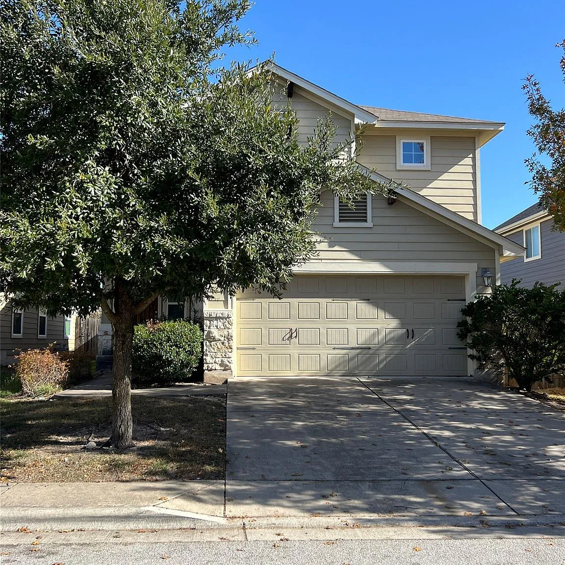 3 bed, 2.5 bath, 1459 sqft, $2,095 — Photo 1
