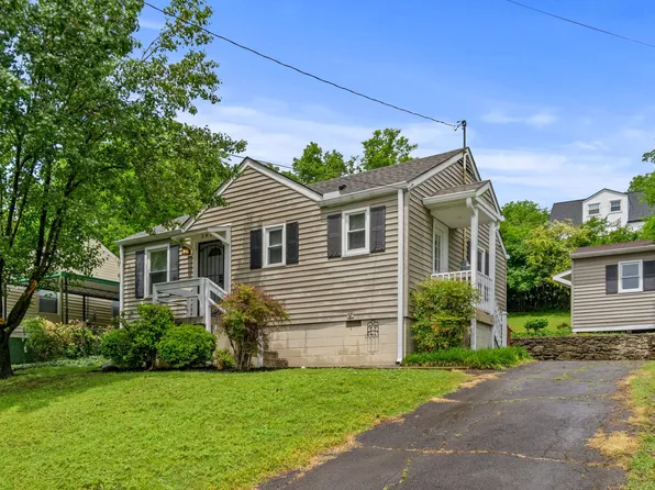 3810 Sentinel Dr, Nashville, TN 37209