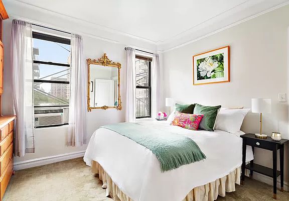 5th image of 57 W 93rd St #5FG