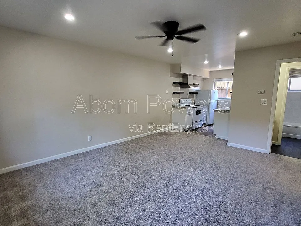 3738 4th Ave #7