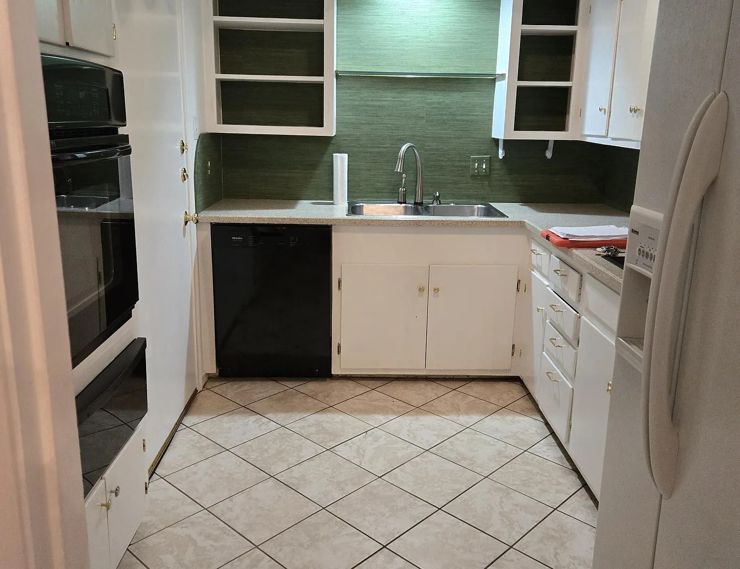 2 bed, 1375 sqft, $1,650 — Photo 3
