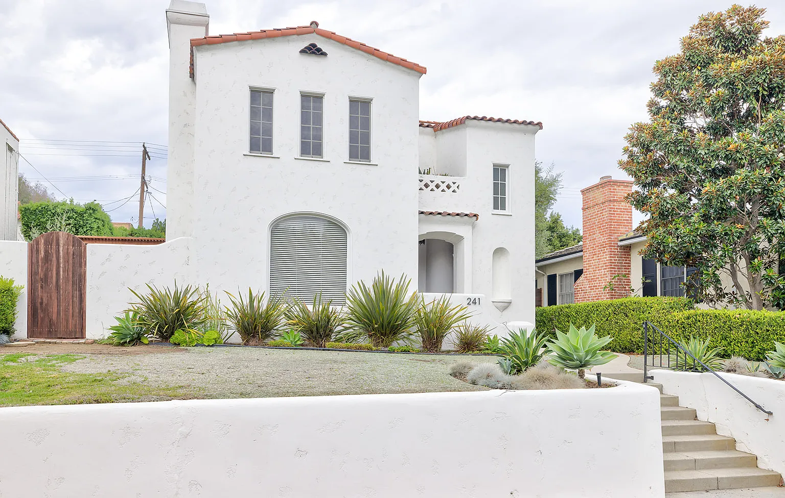 3 bed, $3,850 — Photo 2