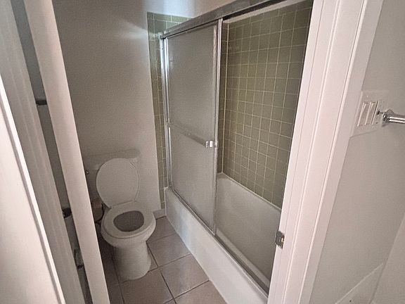 4th image of 6713 Escondido Dr APT C