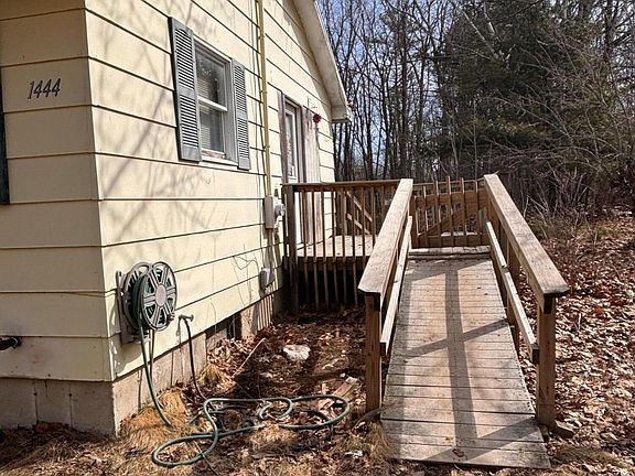 2nd image of 1444 S Clary Road