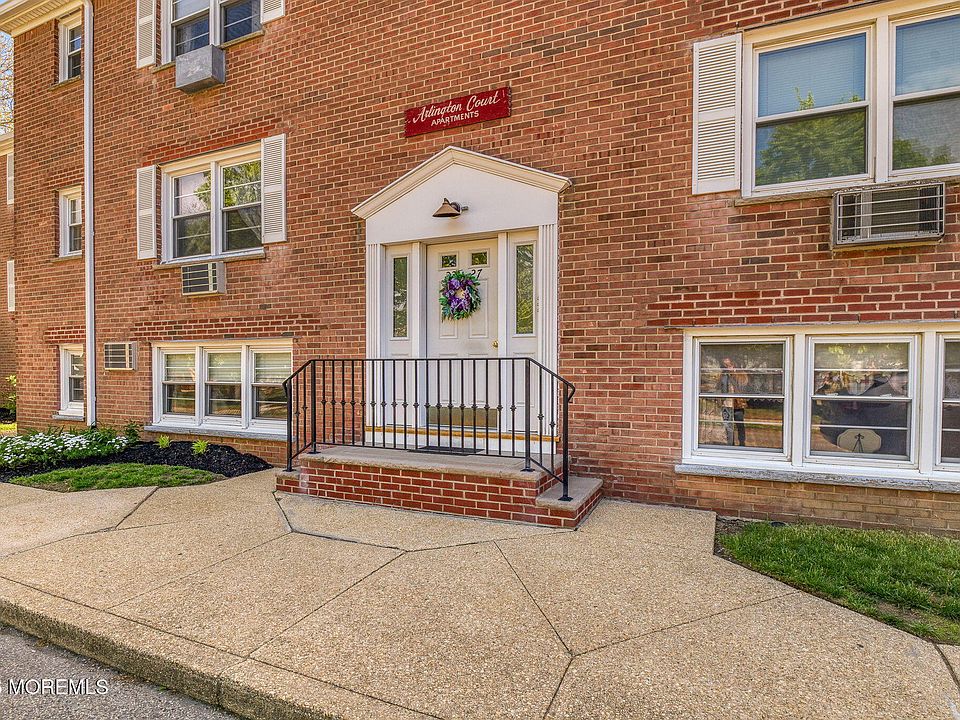 1st image of 24 Pilgrim Pathway Court #25
