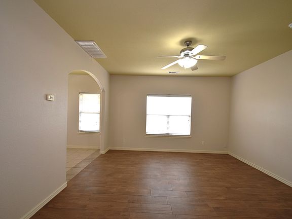 2nd image of 5005 SW Fieldstone Blvd #1