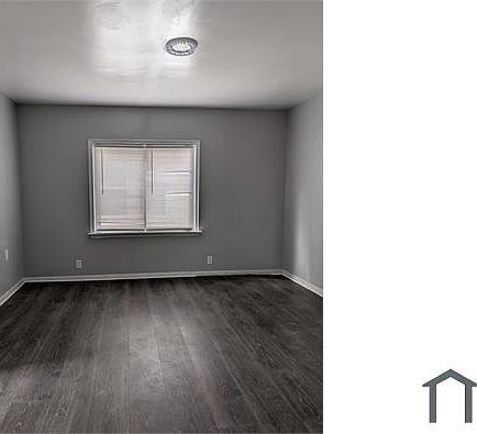 3rd image of 19137 Norwood St