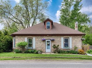 1539 Brock Rd, Hamilton, ON L9H5E4