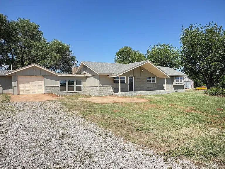 5150 W Camp Dr — Photo 4