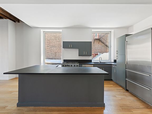 4th image of 27 Great Jones St APT 4E