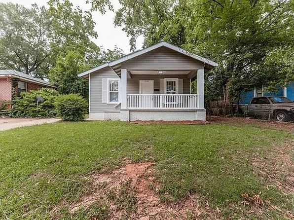2140 Winona Ave