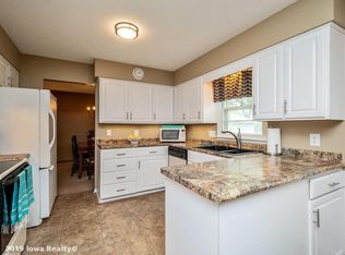 3411 48th St, Des Moines, IA 50310