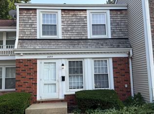 2093 Sutherland Pl #2093, Hoffman Estates, IL 60169