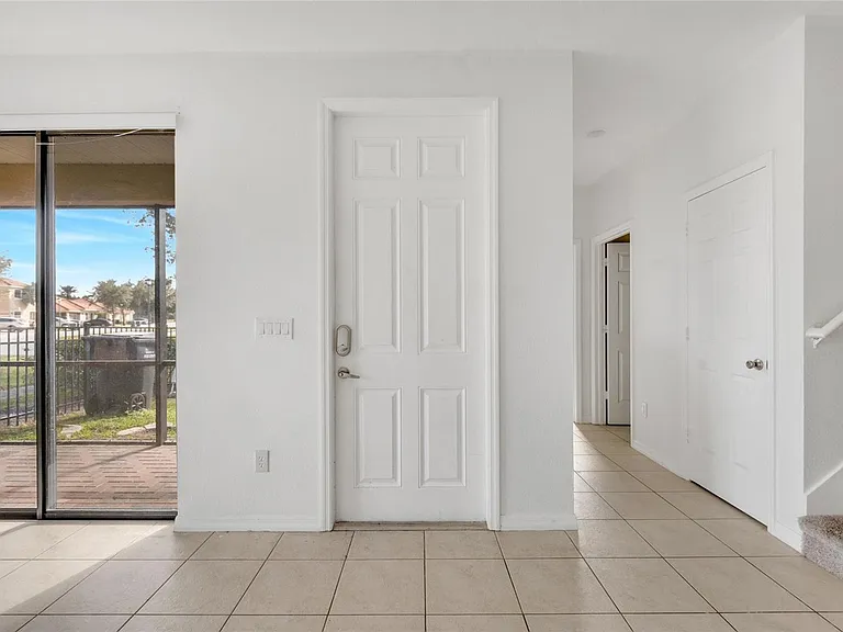 1750 Coriander Dr #1 — Photo 9
