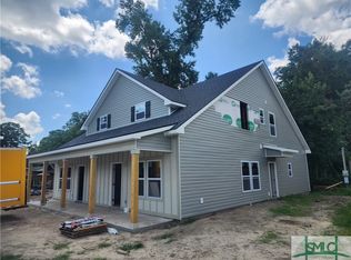 37 Travis St, Savannah, GA 31406