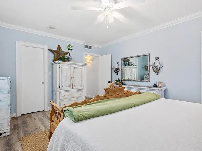1330 Snell Isle Blvd NE #4 — Photo 16