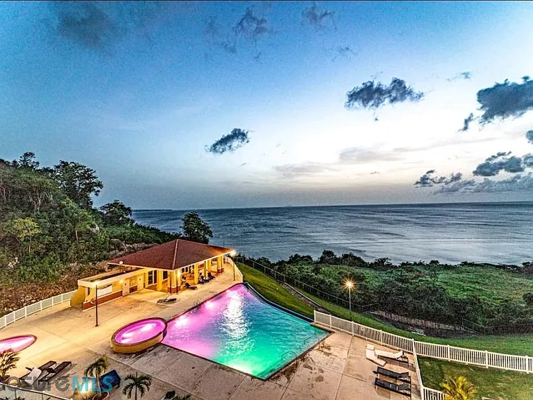 215 Calle Andalucia Apt Aguadilla Pr — Photo 33
