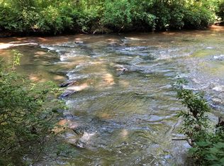 405 Forest Pointe Dr, Forsyth, GA 31029