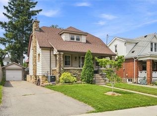 96 Huxley Ave S, Hamilton, ON L8K 2P8