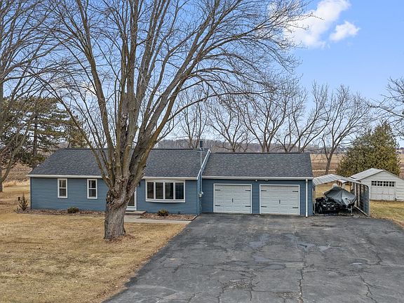 3rd image of W3866 County Rd S