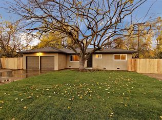 220 W Ashlan Ave, Fresno, CA 93705