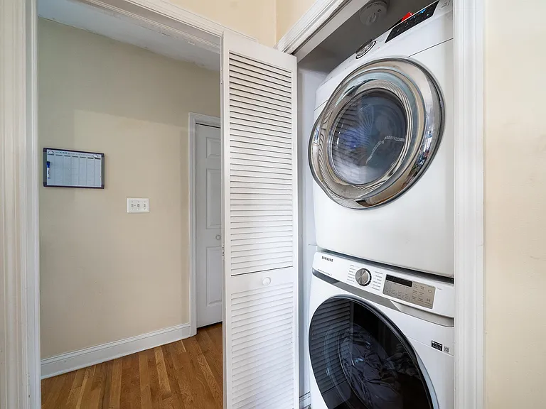 621 Monroe St #8B — Photo 12