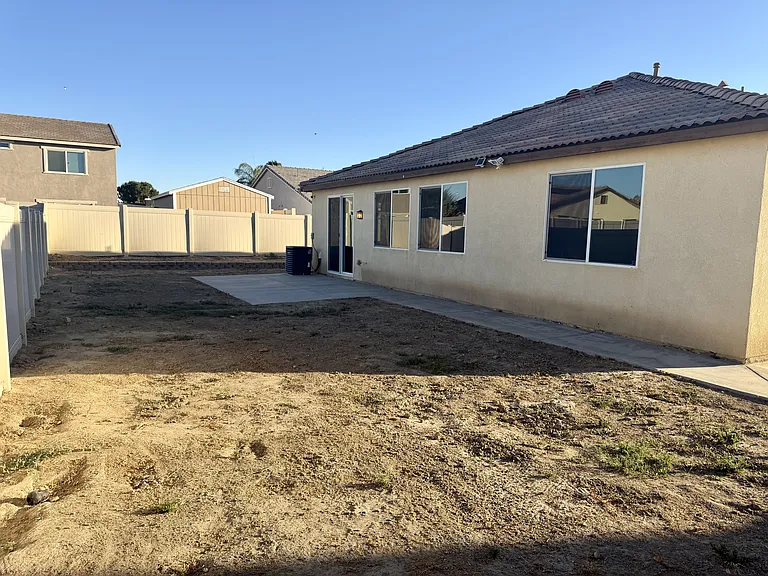 914 Haviture Way — Photo 26
