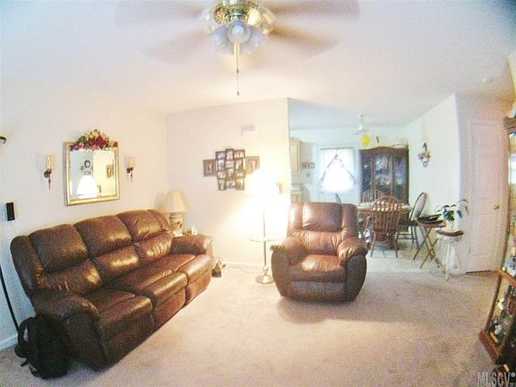 2nd image of 5268 Eider Ln