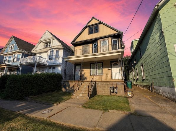 67 Barton St #2