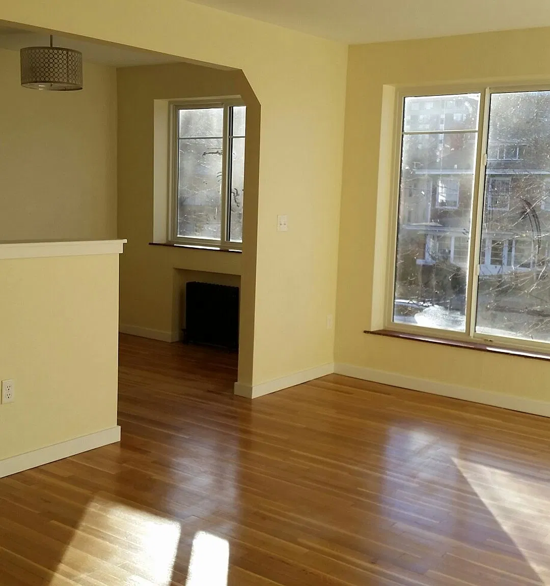 The most Beautiful Renovated Apartments - 1 block form Botanical Gardens — Photo 3