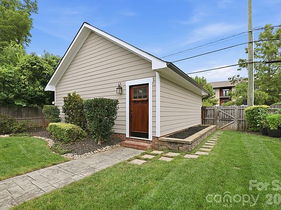 2nd image of 2617 Commonwealth Ave