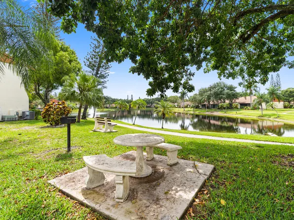 4996 Sable Pine Circle #A1, West Palm Beach, FL 33417