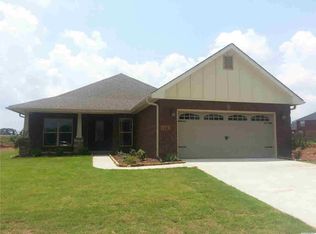 7 Nandina Ln, Huntsville, AL 35824