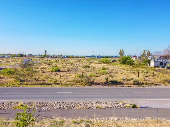 609 Paseo Real Dr, Chaparral, NM 88081