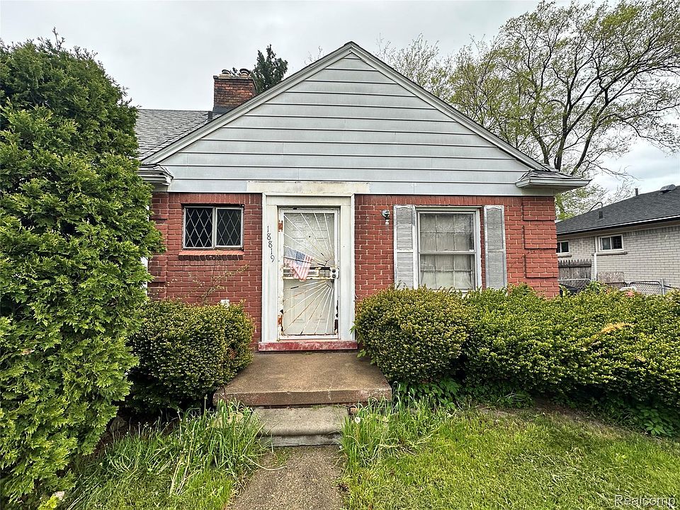 1st image of 18819 Moross Rd