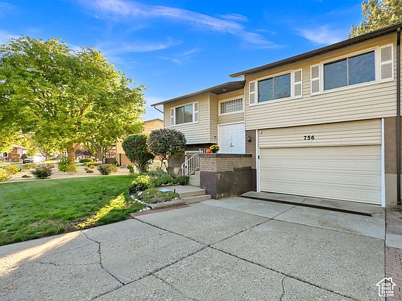 2nd image of 756 E Rainforest Dr