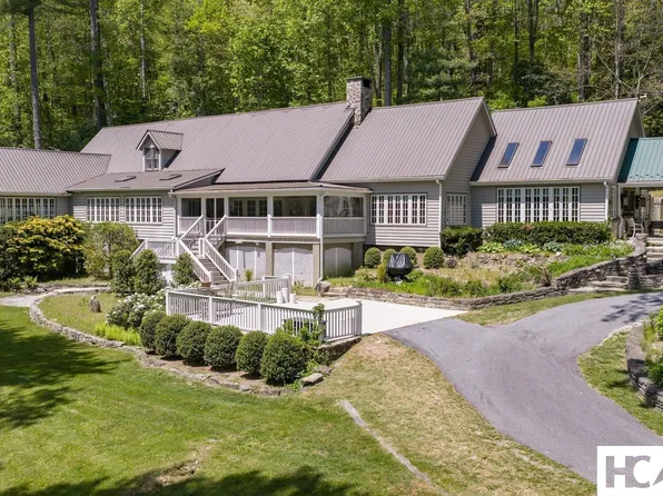 1955 Dillard Road, Highlands, NC 28741