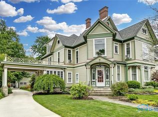 913 S Main St, Findlay, OH 45840