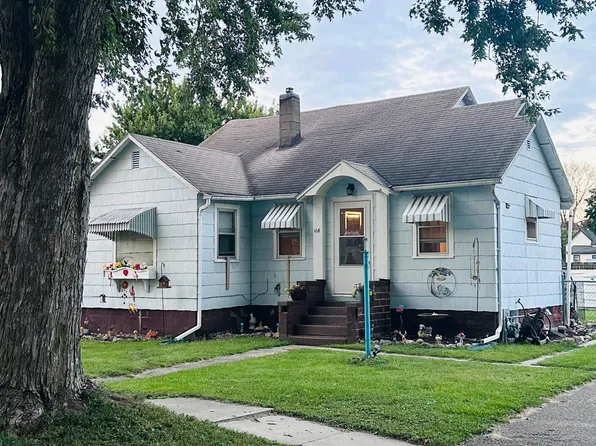 106 NE Oak St, Brownsdale, MN 55918