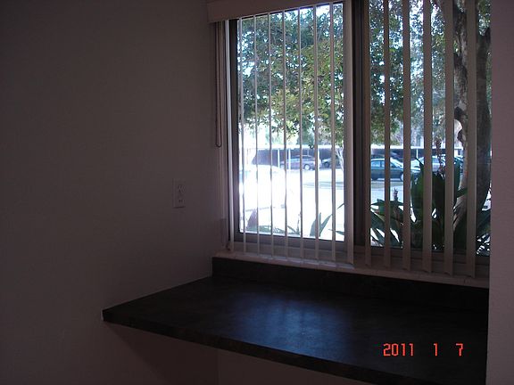 4th image of 511 Village Ln