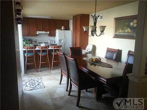 5th image of 1103 Thalia St