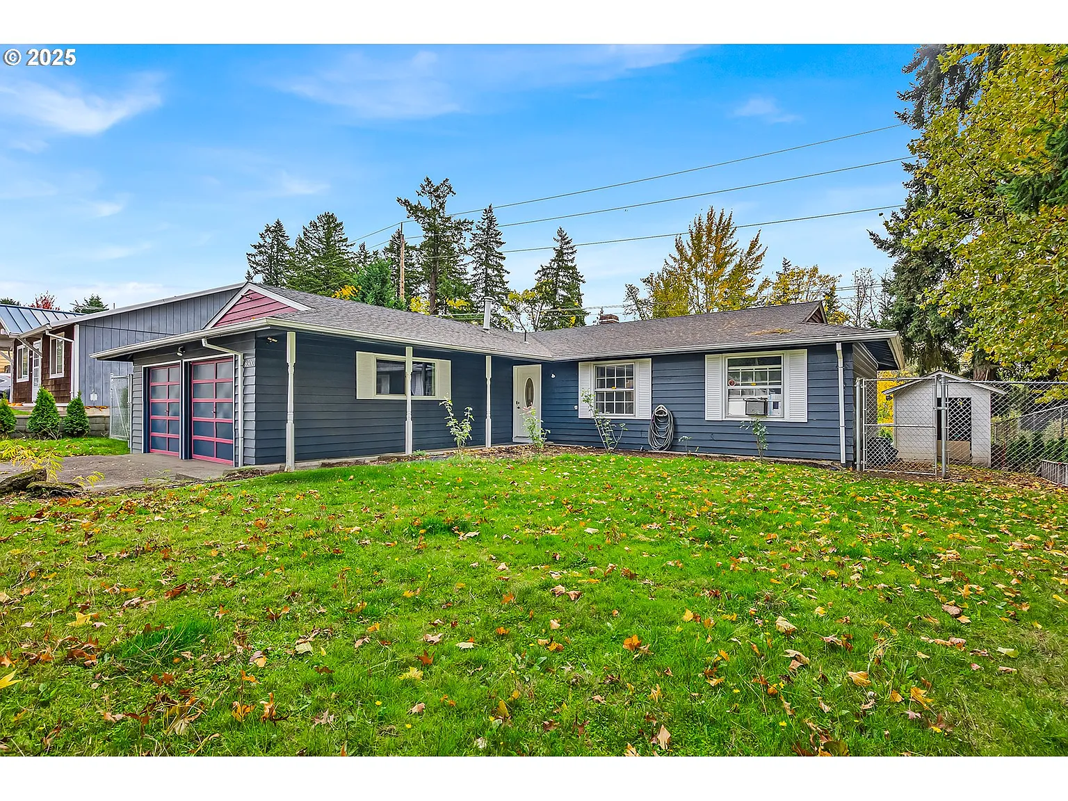 6500 SE Madrona Dr photo 1
