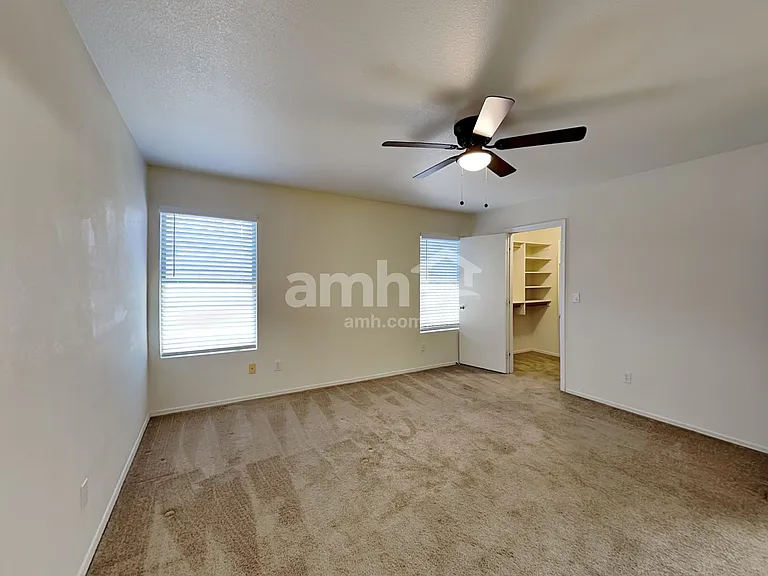 1130 W Lark Dr — Photo 8