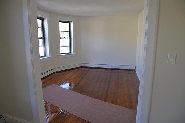1st image of 97 McLean Ave APT 2